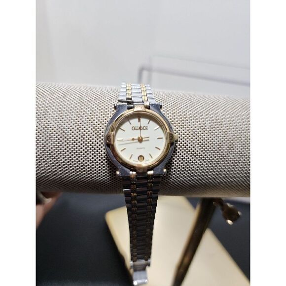 Gucci 9000L Vintage Ladies Ivory Face Watch main image 4